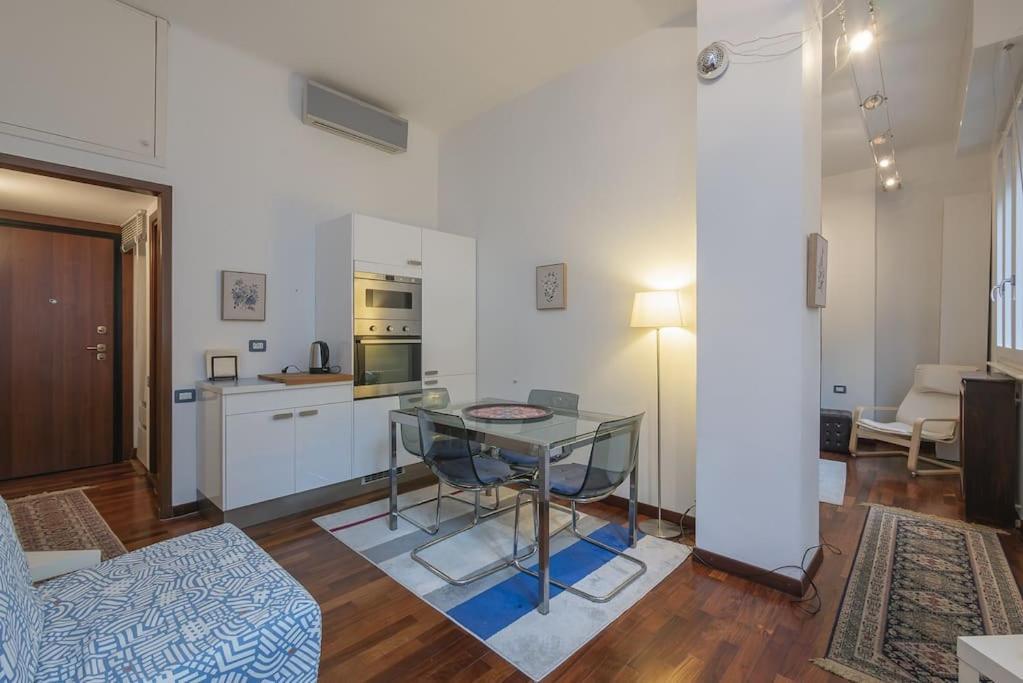 Youhosty - Lepetit 3 Milano Dış mekan fotoğraf